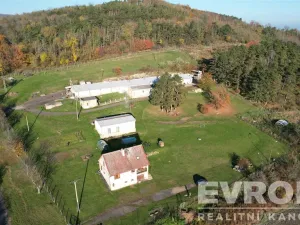 Prodej výrobních prostor, Libčeves, okres louny, 1700 m2