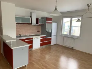 Prodej bytu 3+kk, Karlovy Vary, Waldertova, 76 m2