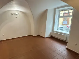 Pronájem obchodního prostoru, Kolín, Na Hradbách, 40 m2