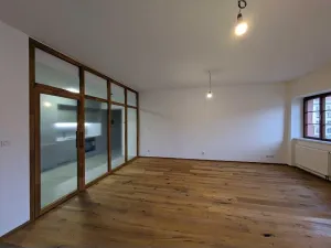 Pronájem bytu 2+1, Jihlava, Masarykovo náměstí, 60 m2