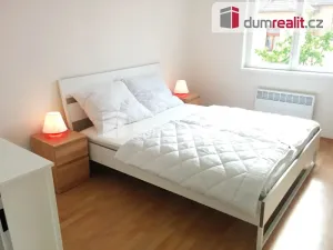 Pronájem bytu 2+kk, Praha - Smíchov, Na Skalce, 47 m2