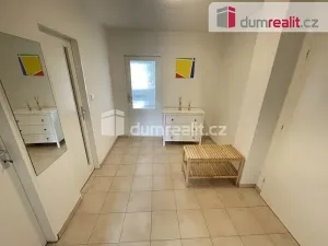 Pronájem bytu 2+kk, Praha - Smíchov, Na Skalce, 47 m2