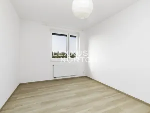 Pronájem bytu 3+kk, Praha - Horní Měcholupy, Padovská, 80 m2