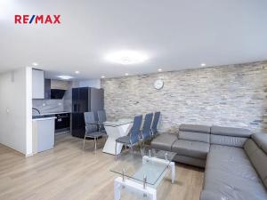 Pronájem bytu 4+kk, Praha - Modřany, Plovdivská, 82 m2