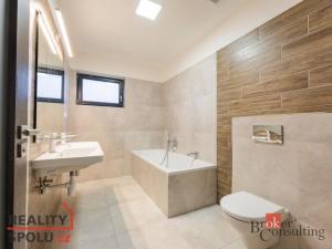 Prodej rodinného domu, Helvíkovice, 198 m2