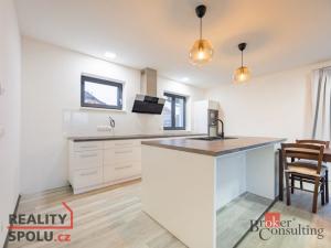 Prodej rodinného domu, Helvíkovice, 198 m2