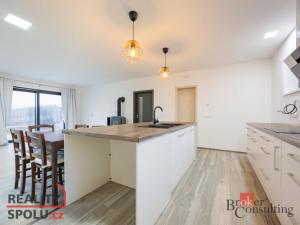 Prodej rodinného domu, Helvíkovice, 198 m2