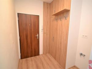 Pronájem bytu 2+kk, Praha, Formanská, 50 m2