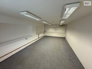 Pronájem obchodního prostoru, Praha - Háje, Hviezdoslavova, 661 m2