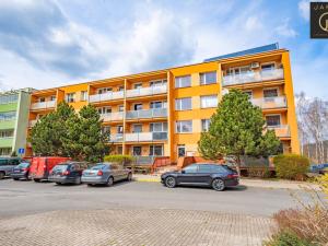 Prodej bytu 3+1, Jince, Zborovská, 65 m2