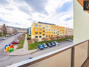 Prodej bytu 3+1, Jince, Zborovská, 65 m2