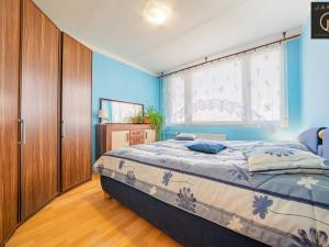 Prodej bytu 3+1, Jince, Zborovská, 65 m2