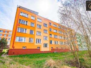 Prodej bytu 3+1, Jince, Zborovská, 65 m2