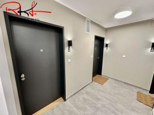 Pronájem bytu 1+kk, Praha - Holešovice, U Pergamenky, 40 m2