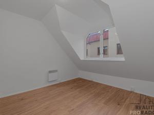 Pronájem bytu 2+kk, Znojmo, Kollárova, 44 m2