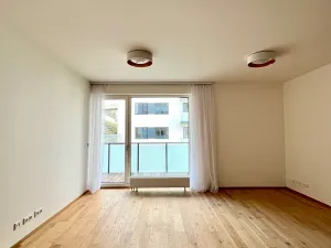 Pronájem bytu 2+kk, Praha - Smíchov, Podbělohorská, 57 m2