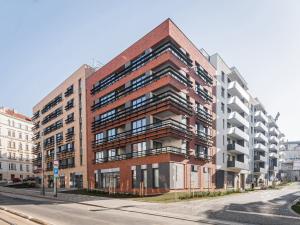 Pronájem bytu 3+kk, Praha - Žižkov, Seifertova, 83 m2