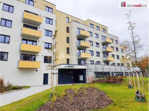 Pronájem bytu 1+kk, Praha - Kbely, Sedlářova, 36 m2