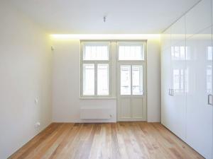 Pronájem bytu 2+kk, Praha - Vinohrady, Laubova, 89 m2