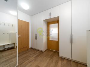 Pronájem bytu 3+kk, Praha - Kbely, Herlíkovická, 77 m2