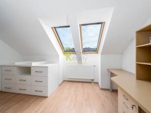 Pronájem bytu 3+kk, Praha - Kbely, Herlíkovická, 77 m2