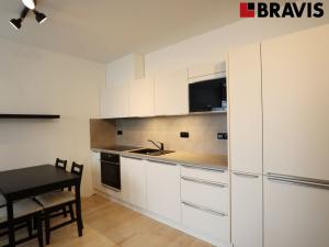 Pronájem bytu 1+kk, Brno - Líšeň, Jírova, 40 m2