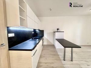 Pronájem bytu 1+kk, Brno - Žebětín, Chudčická, 35 m2