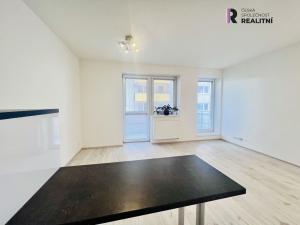 Pronájem bytu 1+kk, Brno - Žebětín, Chudčická, 35 m2