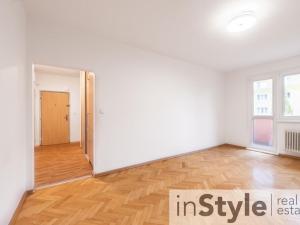 Pronájem bytu 2+1, Uherské Hradiště, Mánesova, 53 m2