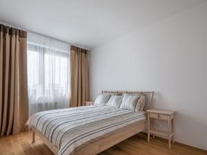 Pronájem bytu 2+kk, Praha - Holešovice, Dělnická, 68 m2