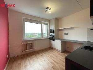 Pronájem bytu 1+1, Karlovy Vary - Drahovice, Úvalská, 39 m2