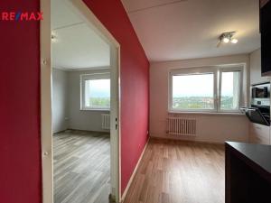 Pronájem bytu 1+1, Karlovy Vary - Drahovice, Úvalská, 39 m2