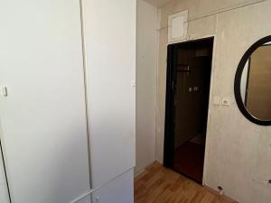 Pronájem bytu 1+kk, Teplice, Pod školou, 31 m2