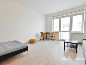 Pronájem bytu 1+kk, Brno - Královo Pole, Slovinská, 37 m2