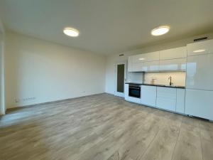 Pronájem bytu 1+kk, Praha - Vysočany, Kolbenova, 36 m2