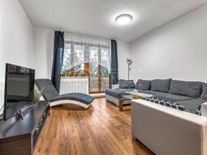 Pronájem bytu 2+kk, Praha - Zličín, Hevlínská, 48 m2