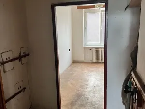 Prodej bytu 3+1, Stráž, 82 m2