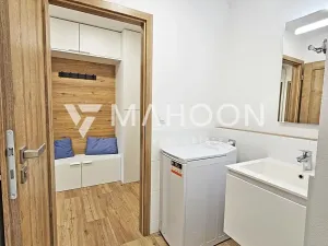 Pronájem bytu 2+kk, Praha - Kobylisy, Libišská, 43 m2