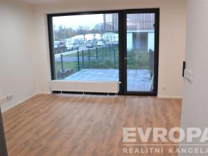 Pronájem bytu 1+kk, Plzeň, Kartónová, 31 m2