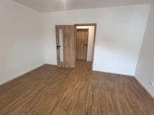 Pronájem bytu 2+kk, Tábor, Lužnická, 60 m2