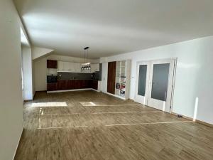 Pronájem bytu 4+kk, Pyšely, Sedlákova, 121 m2