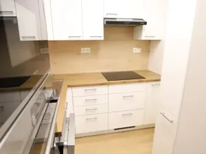 Pronájem bytu 2+kk, Praha - Řepy, Mrkvičkova, 42 m2