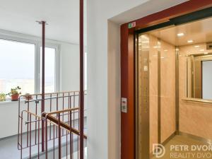 Pronájem bytu 2+kk, Praha - Libuš, Na domovině, 43 m2