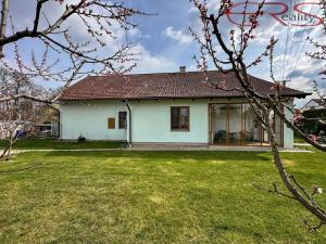 Prodej rodinného domu, Černá u Bohdanče, 180 m2