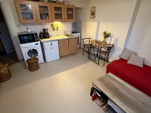 Pronájem bytu 1+kk, Praha - Vršovice, Karpatská, 32 m2