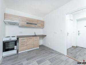 Pronájem bytu 1+1, Praha - Čakovice, Myjavská, 32 m2