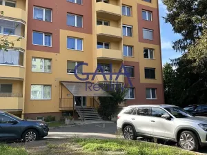 Pronájem bytu 1+1, Hodonín, nám. Osvobození, 43 m2