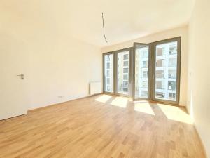 Pronájem bytu 2+kk, Praha - Karlín, Za Karlínským přístavem, 76 m2