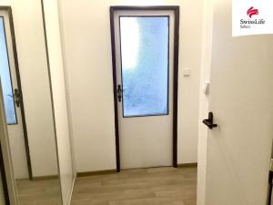 Pronájem bytu 2+kk, Praha - Kobylisy, Kyselova, 45 m2