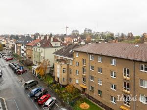 Pronájem bytu 2+kk, Praha - Žižkov, Jeseniova, 41 m2